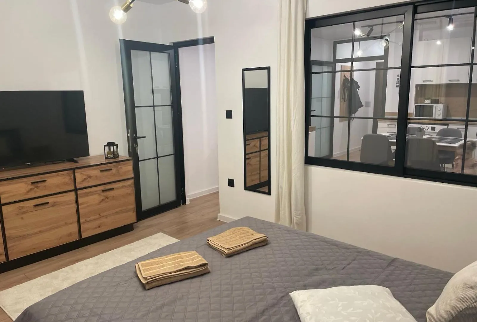 Art Home Burgas Apartment