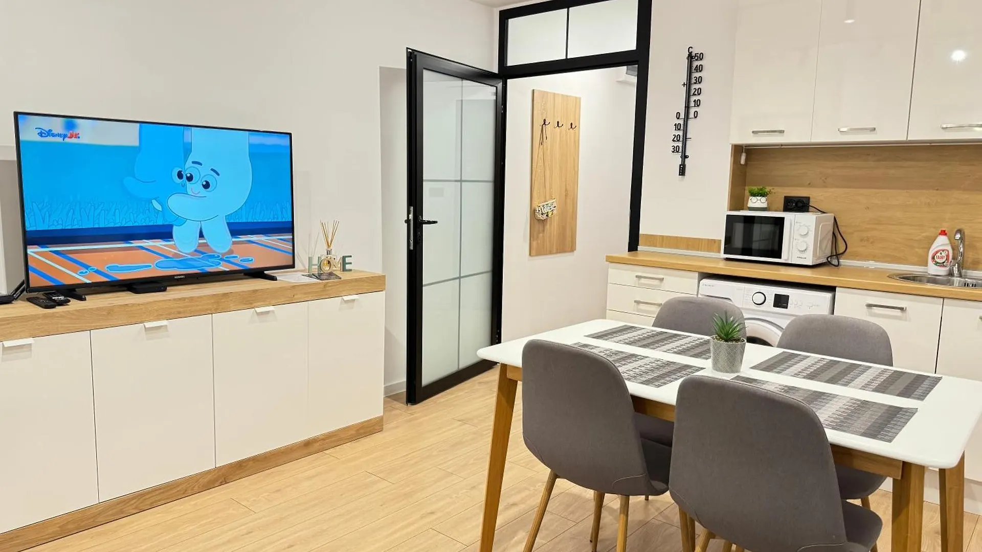 Art Home Burgas 0*,  Bulgaria